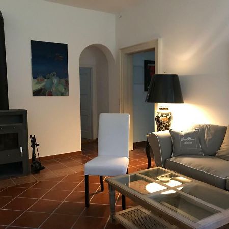 Elegantes Gaesteapartment Verano In Schloss Und Hofgut Langenzell Wiesenbach Esterno foto
