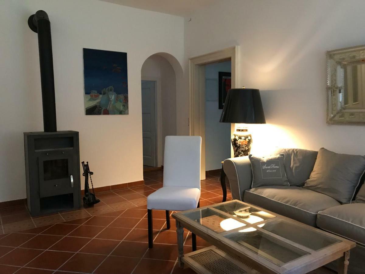 Elegantes Gaesteapartment Verano In Schloss Und Hofgut Langenzell Wiesenbach Esterno foto