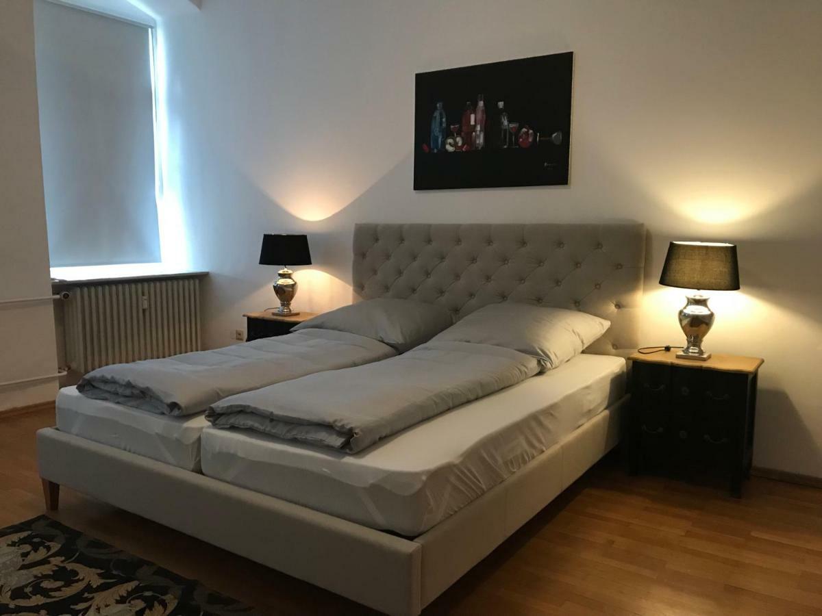 Elegantes Gaesteapartment Verano In Schloss Und Hofgut Langenzell Wiesenbach Esterno foto